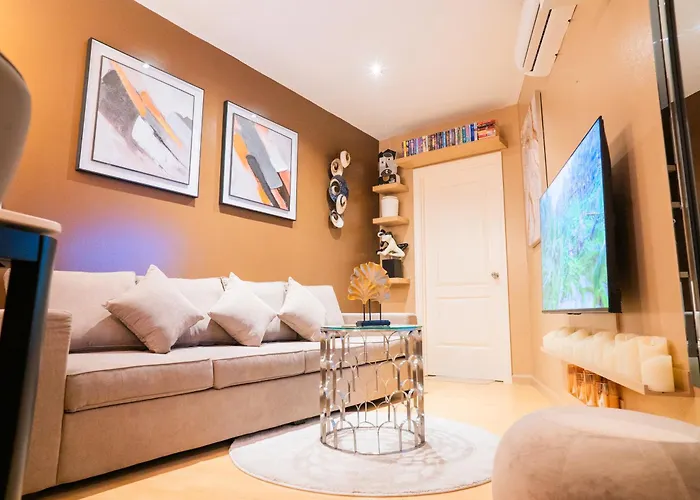 Apartment Modern Cozy Makati Designed By Cedric Amani Manila