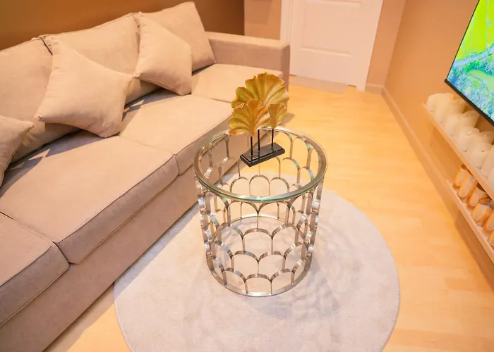 Apartment Modern Cozy Makati Designed By Cedric Amani Manila