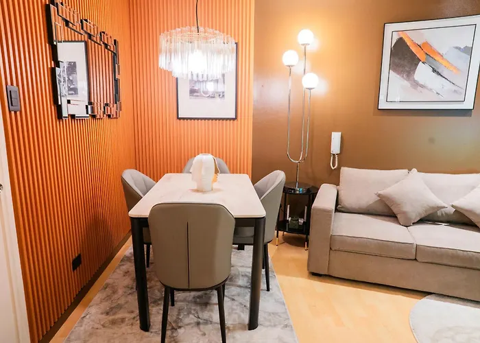 Modern Cozy Makati Designed By Cedric Amani Apartment Manila